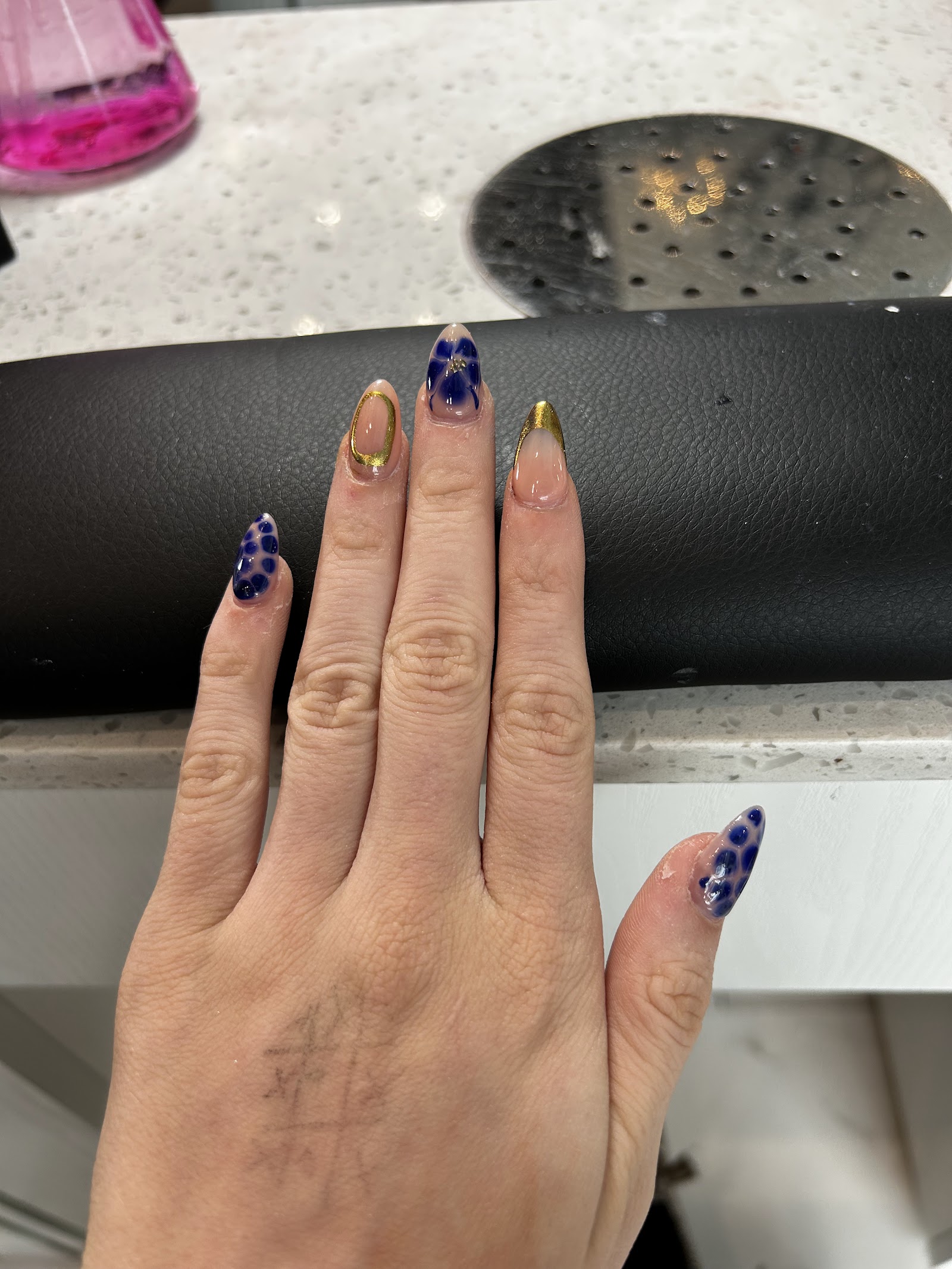 Tip Top Nails and Lash nail photo 1